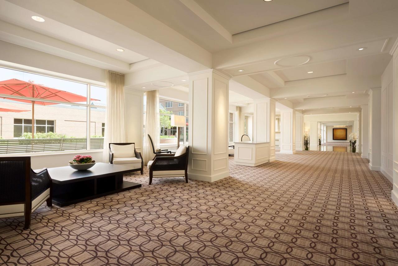 Hotel The H 5*